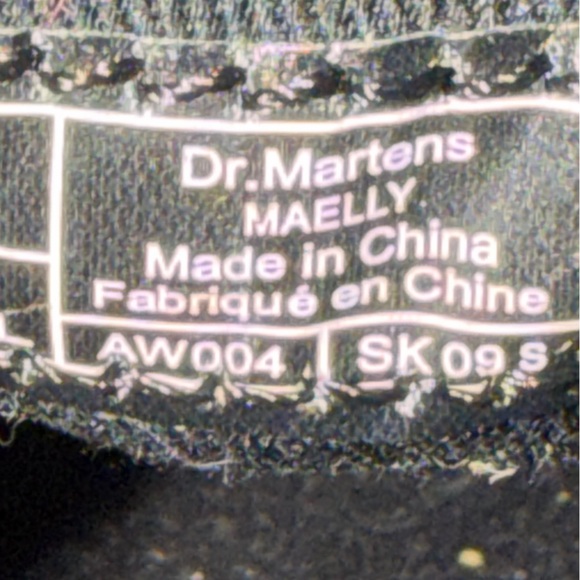 Dr. Martens Maelly Maroon
Canvas 6 Eye Lace Up Ankle Boots
Women's Size 8 AW004 - Picture 9 of 9